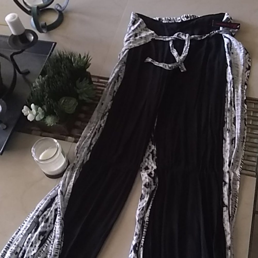 Black tie dye swim pants